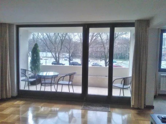 Apartment Nowiniarska near the Old Town