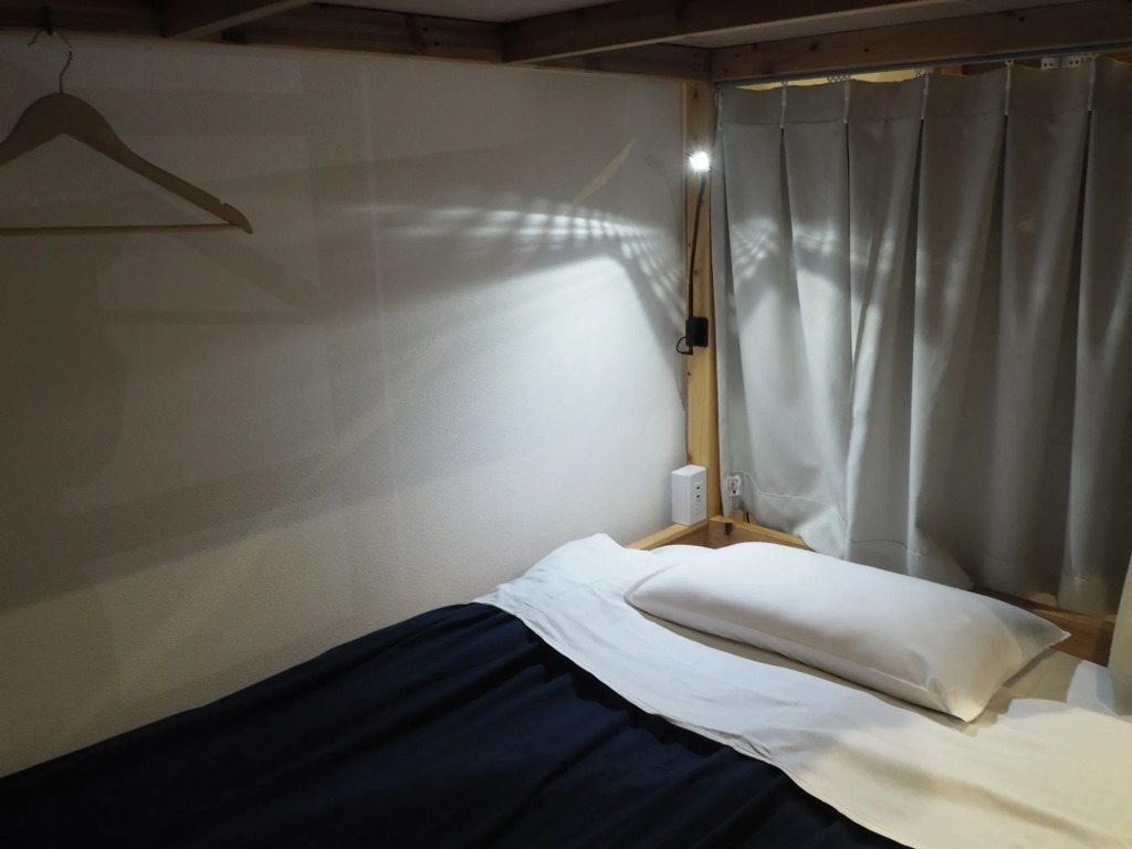 Bird Hostel