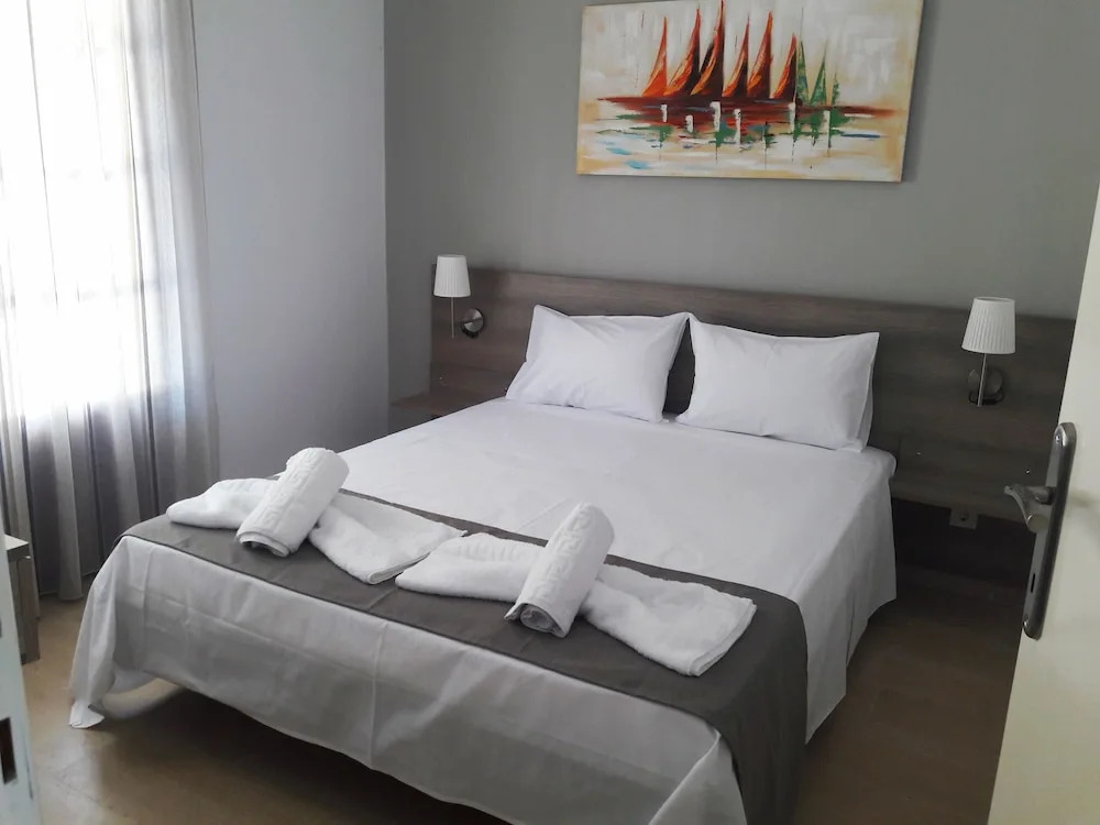 Astron Hotel