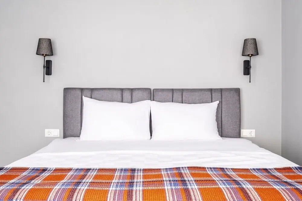 Vibrant Flat next to Bostanci Marmaray Station