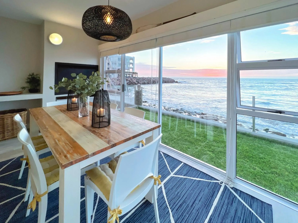 Waterfront Edge B5