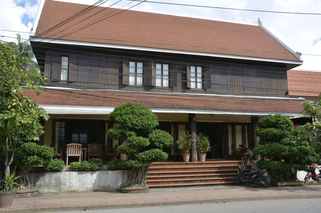 Bualuang Hotel