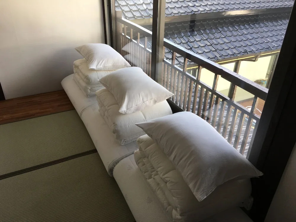 Hwadam Inn
