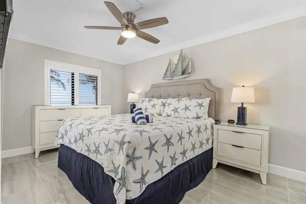 Seaside 101: Oceanview 2br/2ba Condo With Pool, Steps To Beach 2 Bedroom Condo