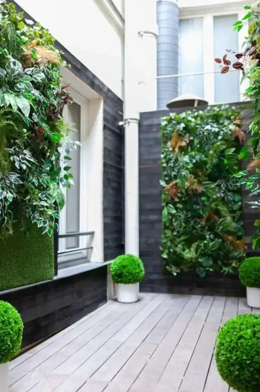 Hotel Tinah: Elegance and Comfort Near the Champs-elysees