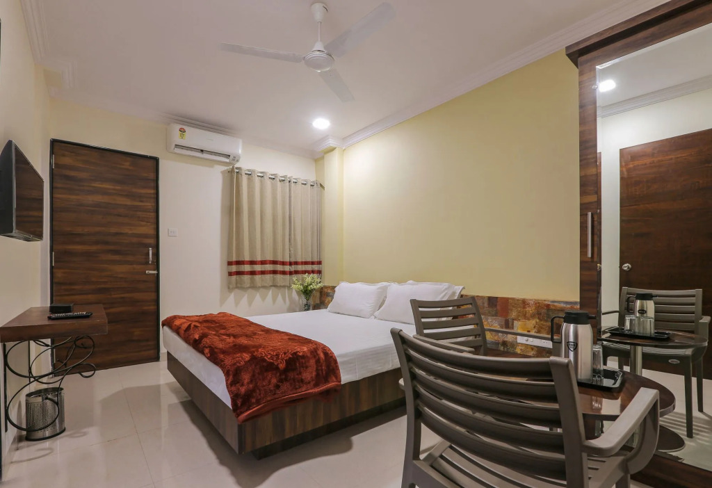 The Samrat Hotel near Pune Railway Station