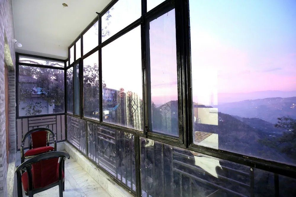 OYO 10737 Home Mountain View 3BHK Keleston
