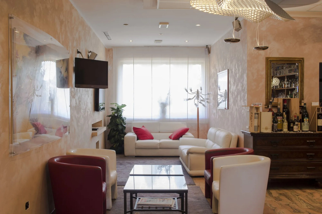 Green Park Hotel