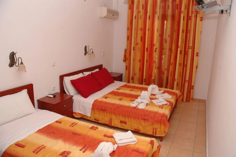 Agnanti Hotel Alonissos Triple Room Sea View