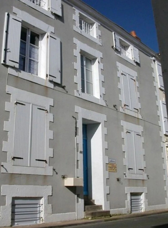 Studio in Les Sables-d'olonne, With Wifi - 100 m From the Beach