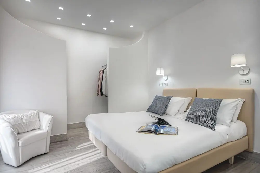 Total White Home Sorrento