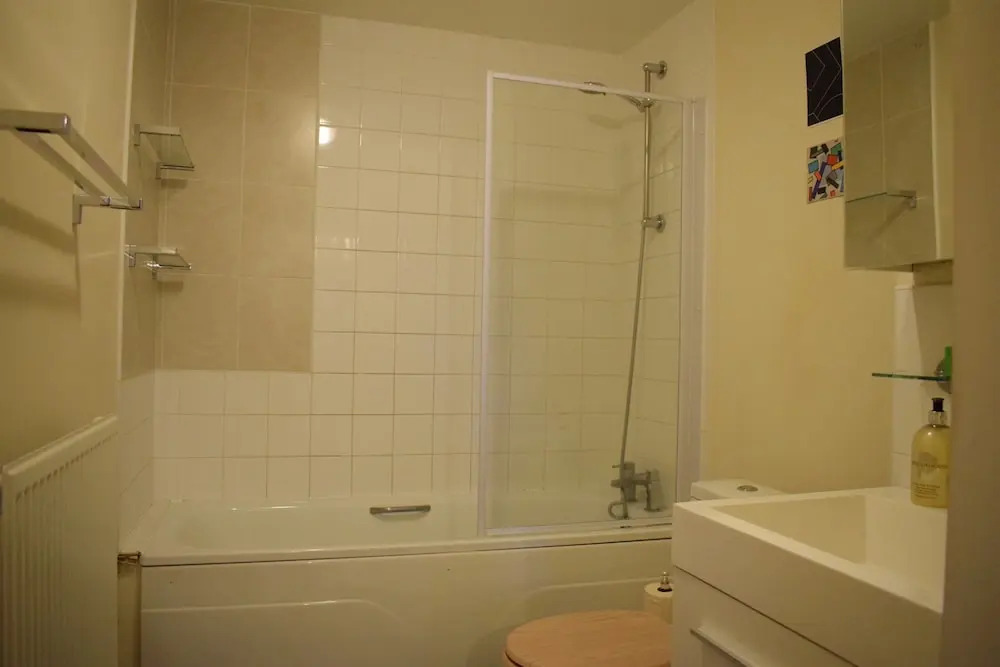 1 Bedroom Property in Canary Wharf With View