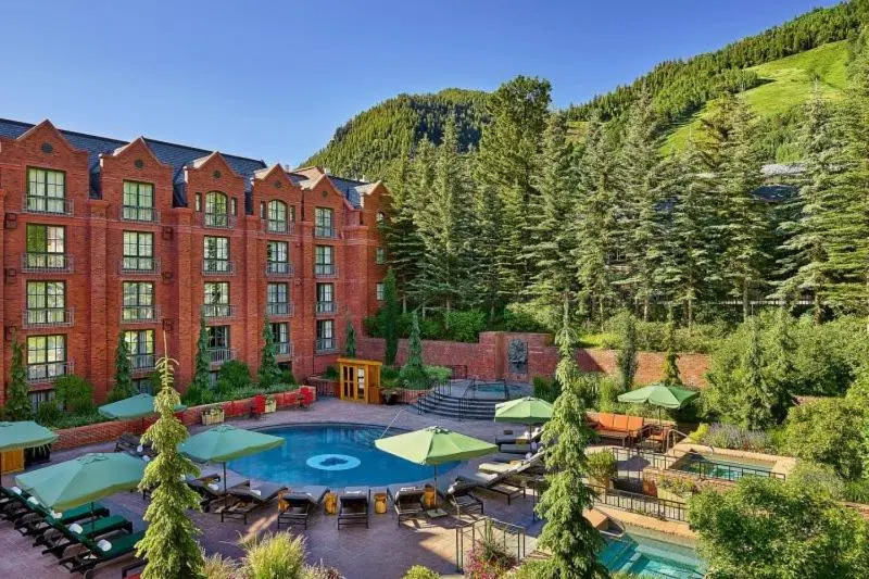 Aspen St Regis Resort Hotel Room With 2 Queens