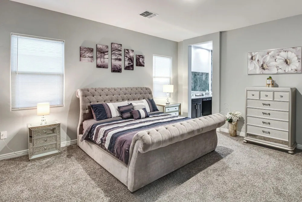 Marana Home w/ Pool Access & Mountain Views!