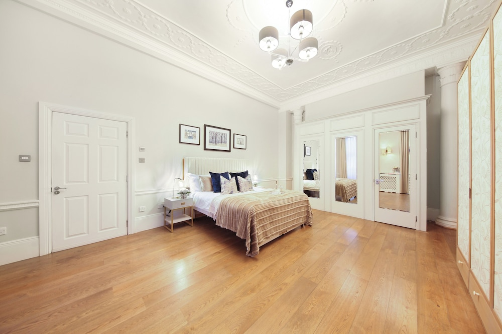 Hertford Flat 16