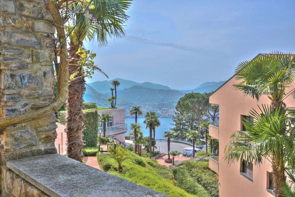 Oasis Panoramic 1BR With Shared Pool