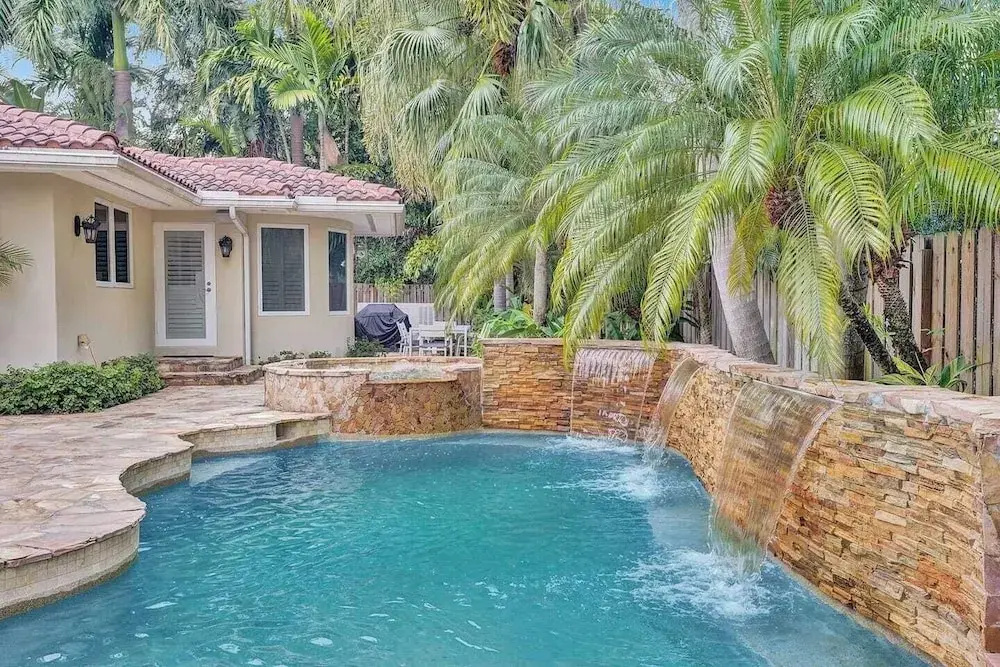 5mins to Beach Pool + Hot Tub Billiards Coral Ridge Getaway by Avantstay
