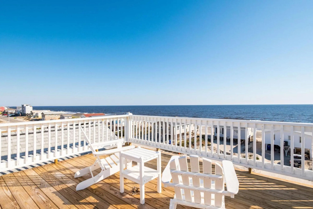 Angels Rest by Oak Island Accommodations