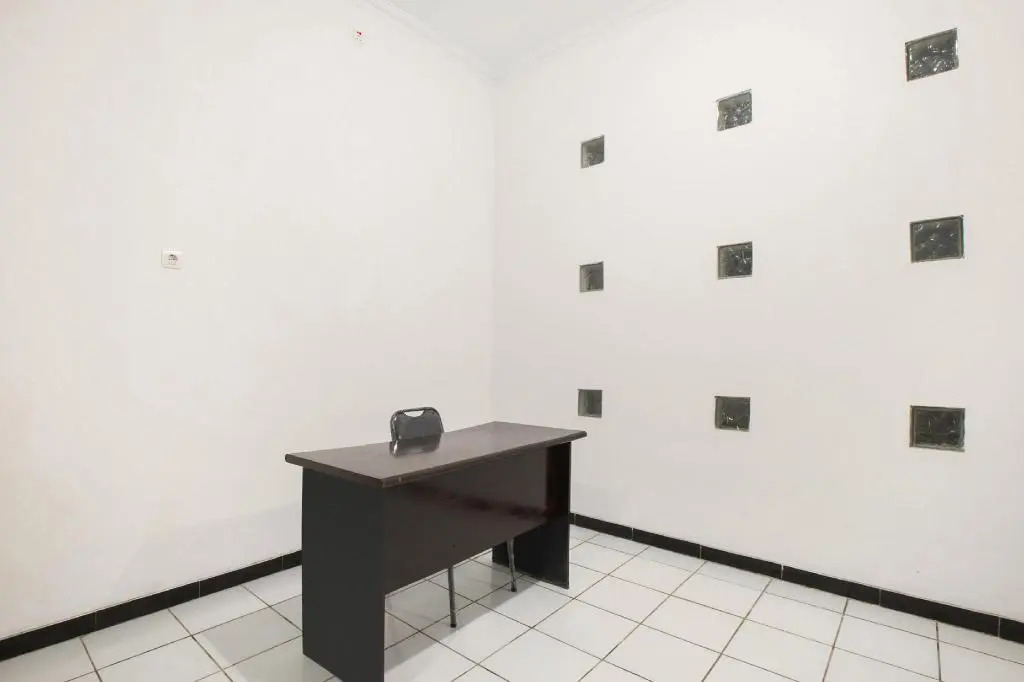 OYO 3467 White Residence