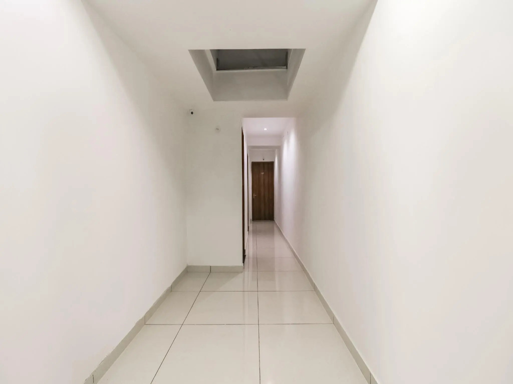 Rv Hotel by OYO Rooms