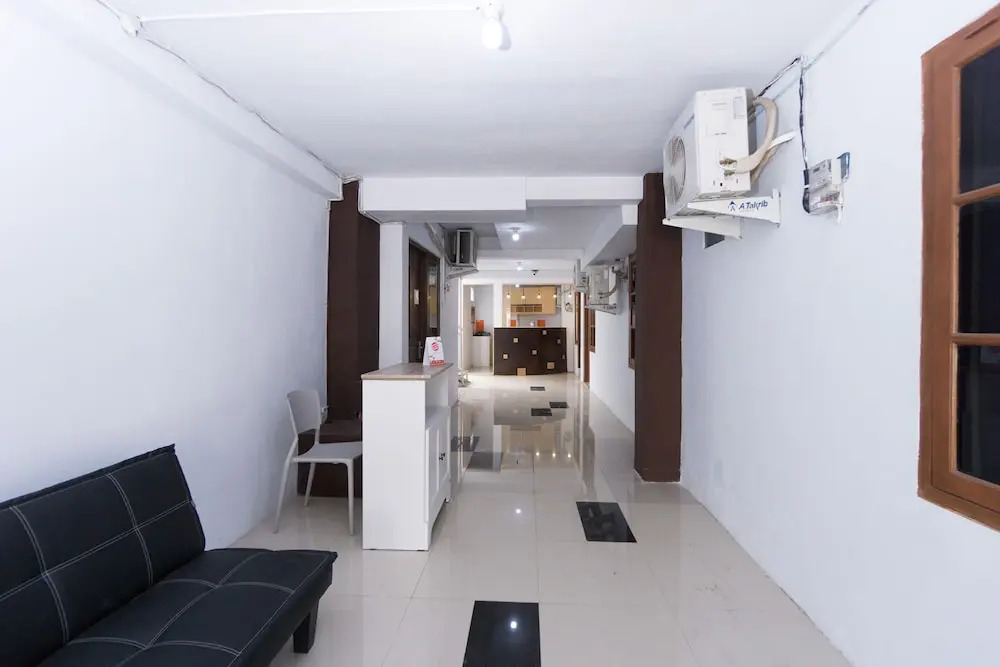 Oyo 2444 Sera House
