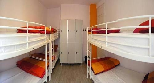 Hostel B&B&B