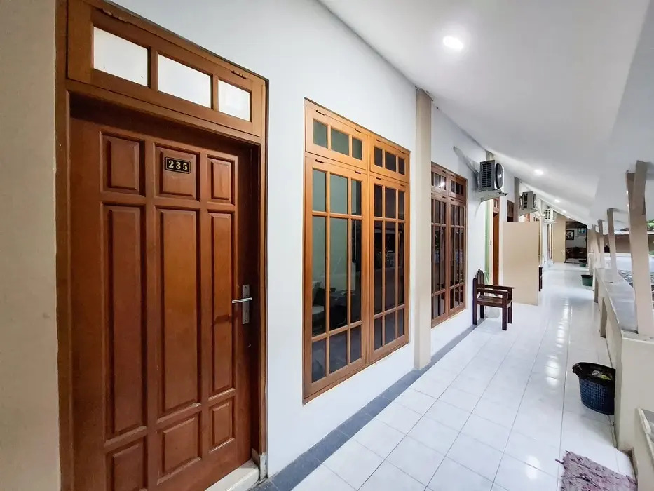 Hotel Djaya RedPartner near Alun Alun Nganjuk