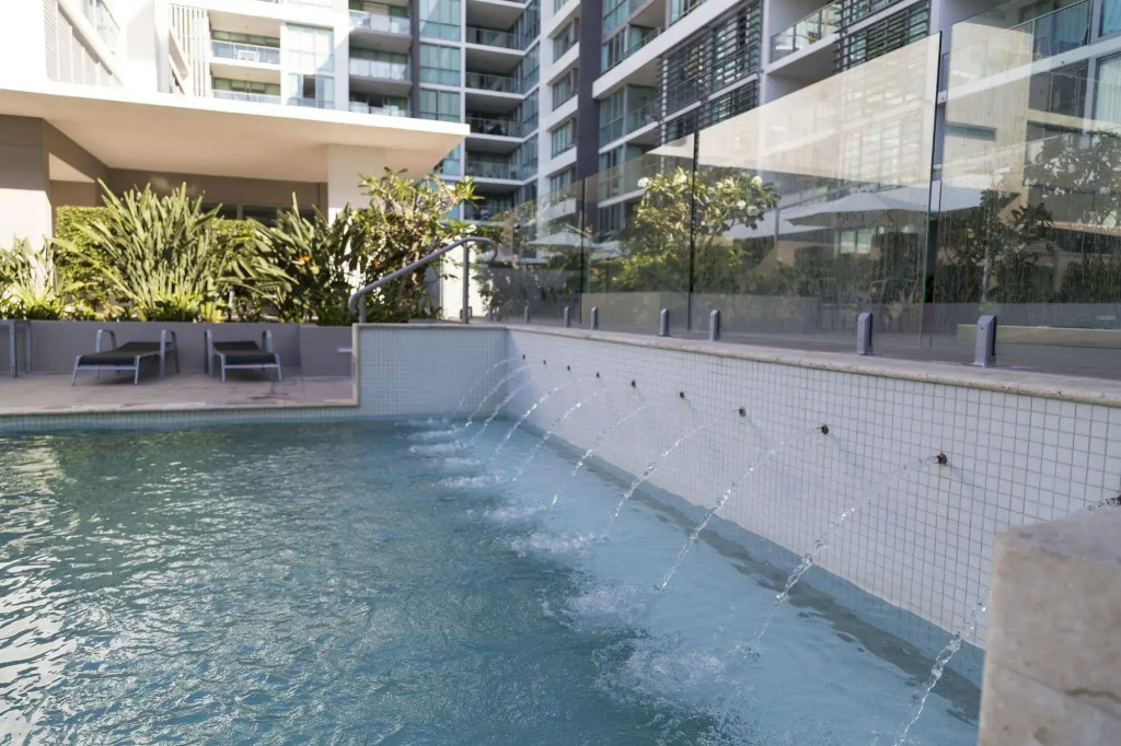 ULTIQA Freshwater Point Resort Broadbeach