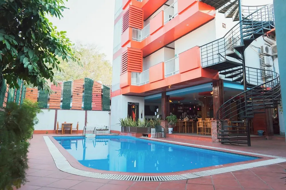 Vientiane Ruby Riverside Hotel