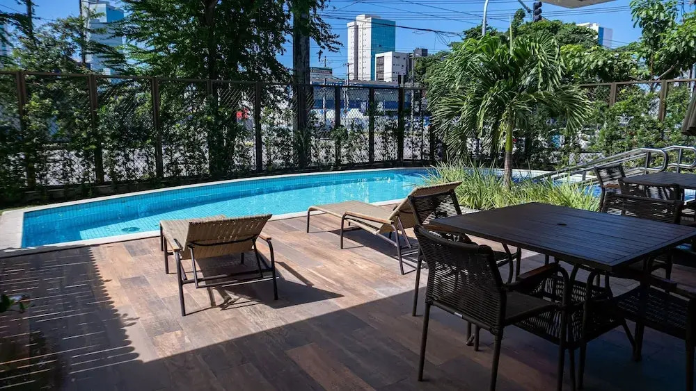 Parque Shopping - Flats Deluxe no Pina Recife por Yolo