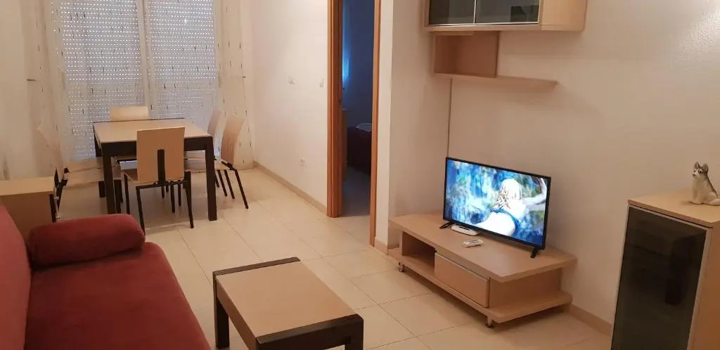 Apartamentos Danesp-Playa de les Amplaries Marina Dor- Frontales al Mar