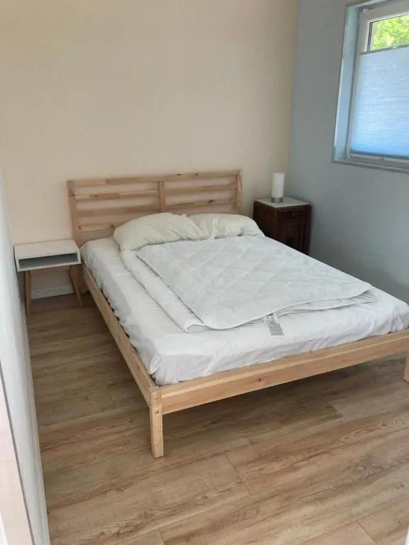 The Bee - Trekkershuts & Apartment