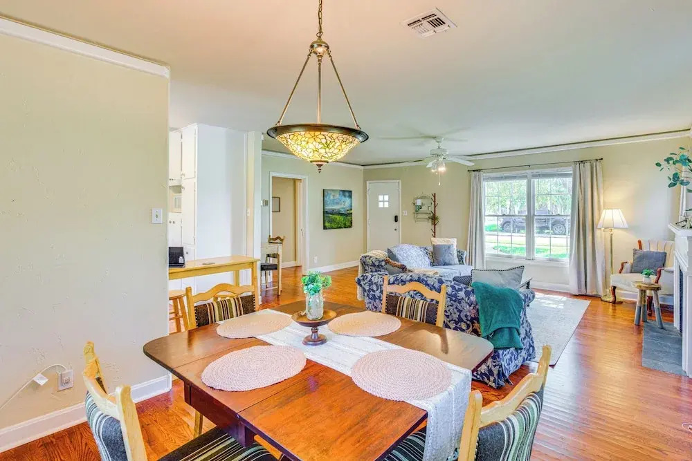 1939 Bungalow With Original Charm Corpus Christi