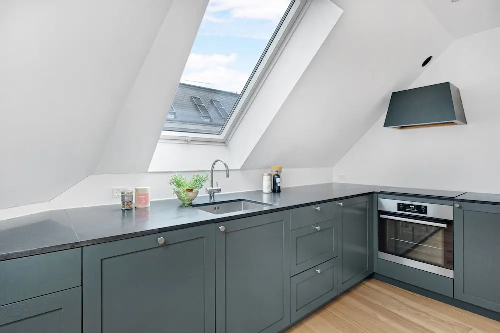 Regent 9 - Great Apt With Terrace in City Centre