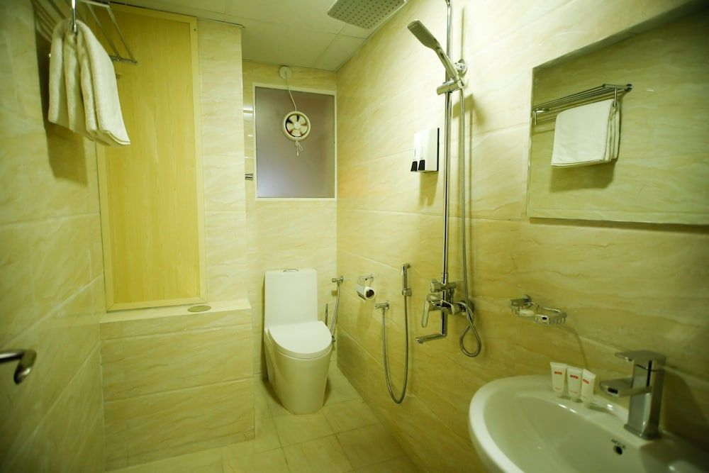 Alpha Suites Hotel