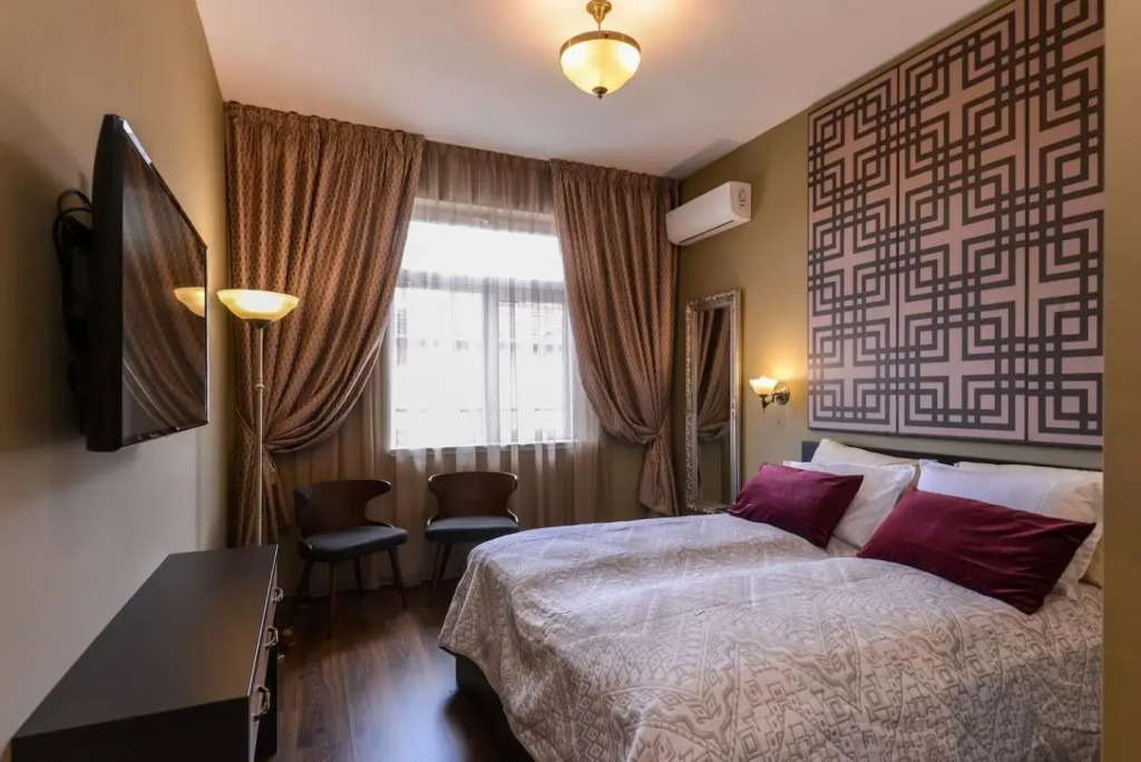 Sofia Dream Apartments - Jazzy Two Bedroom Suite