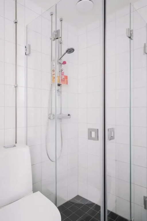 Renovated Top Floor Studio in Kallio