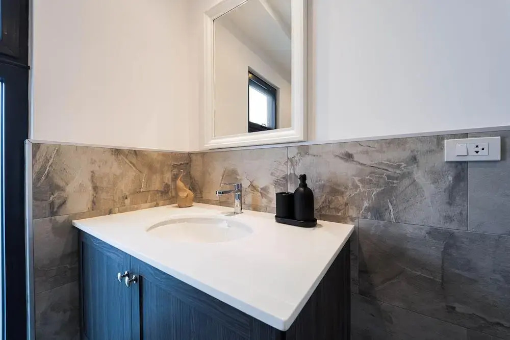 Modern 3 Bedroom Private Pool Villa ML7