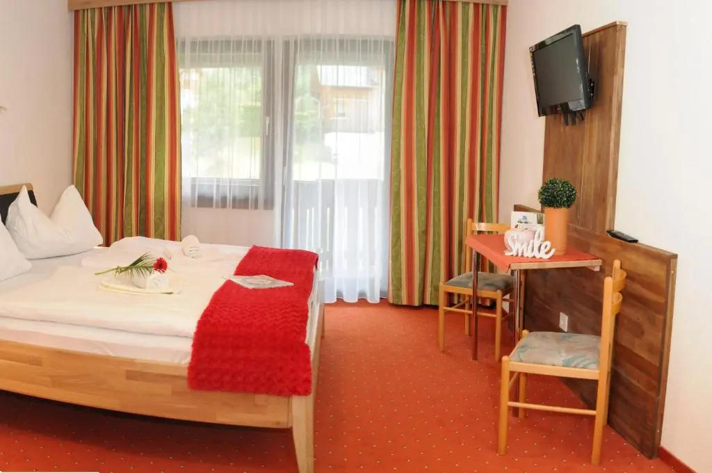 Alpenhotel & Aparthotel Lanz