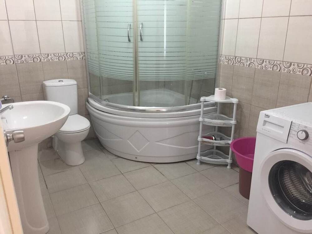 Ugurevler Apart