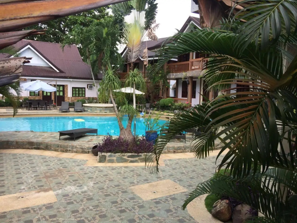 Panglao Tropical Villas