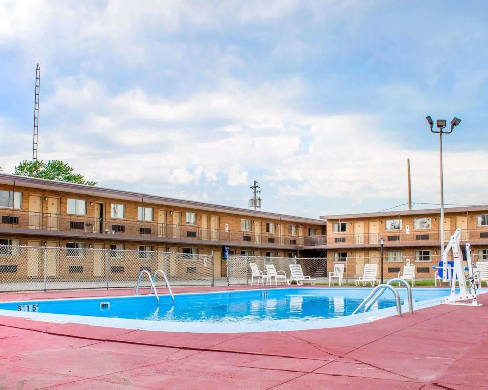 Wolf Inn Hotel