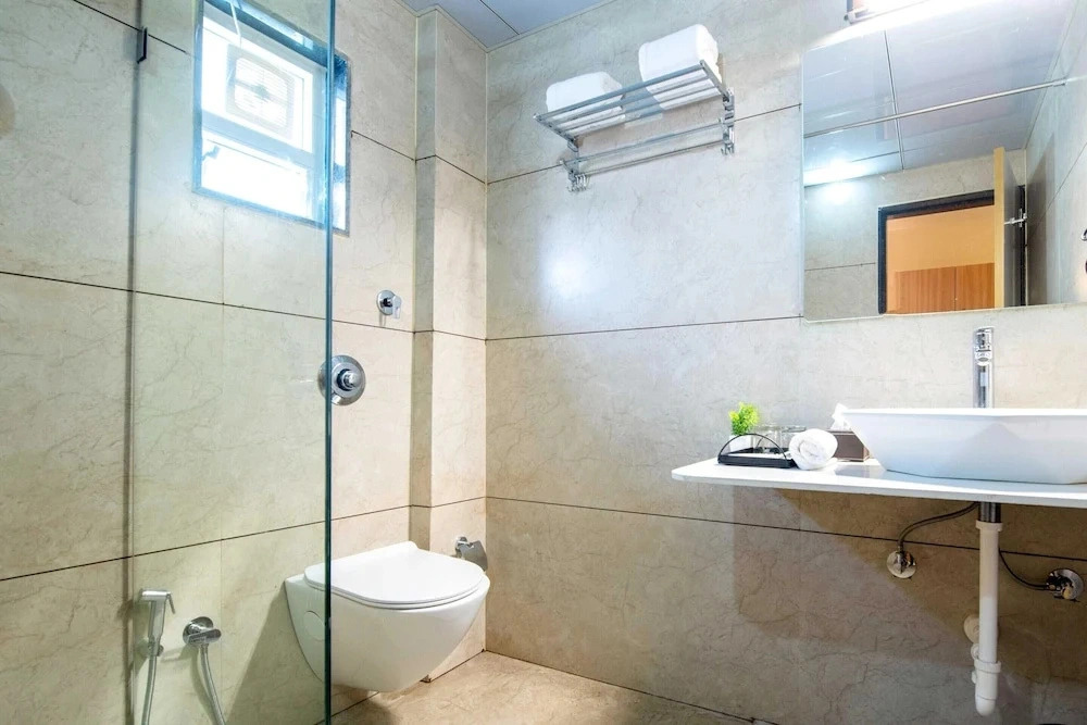 Palette Hotel Pune, Midc Chinchwad