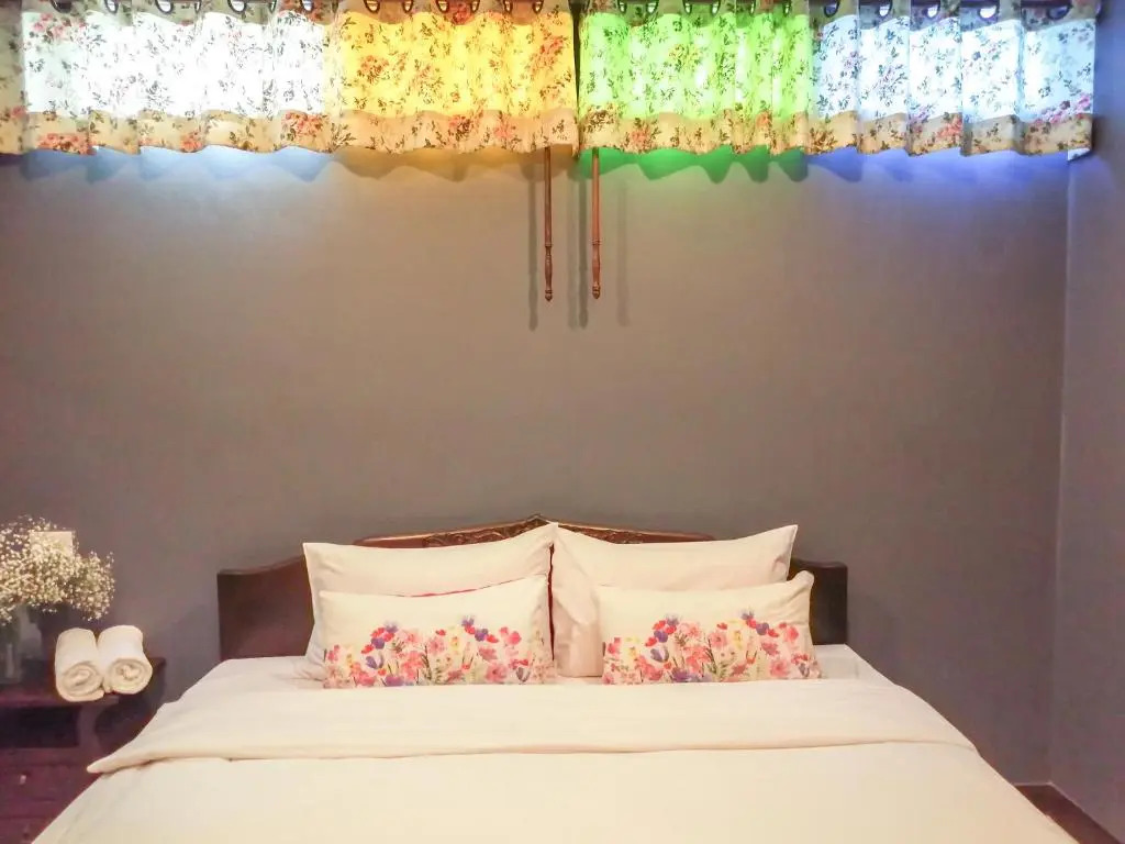 Baan Plubthong