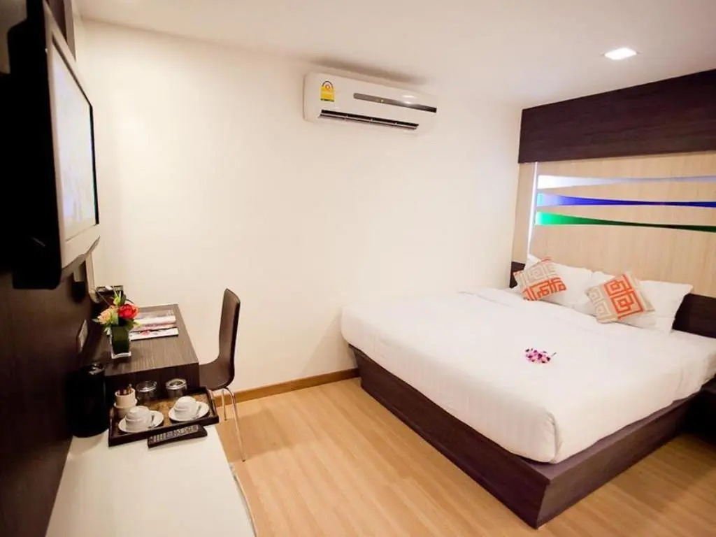 Seasons Boutique Hotel