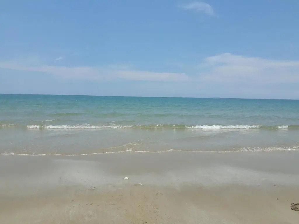 ระยองบีช Rayong Beach Hotel