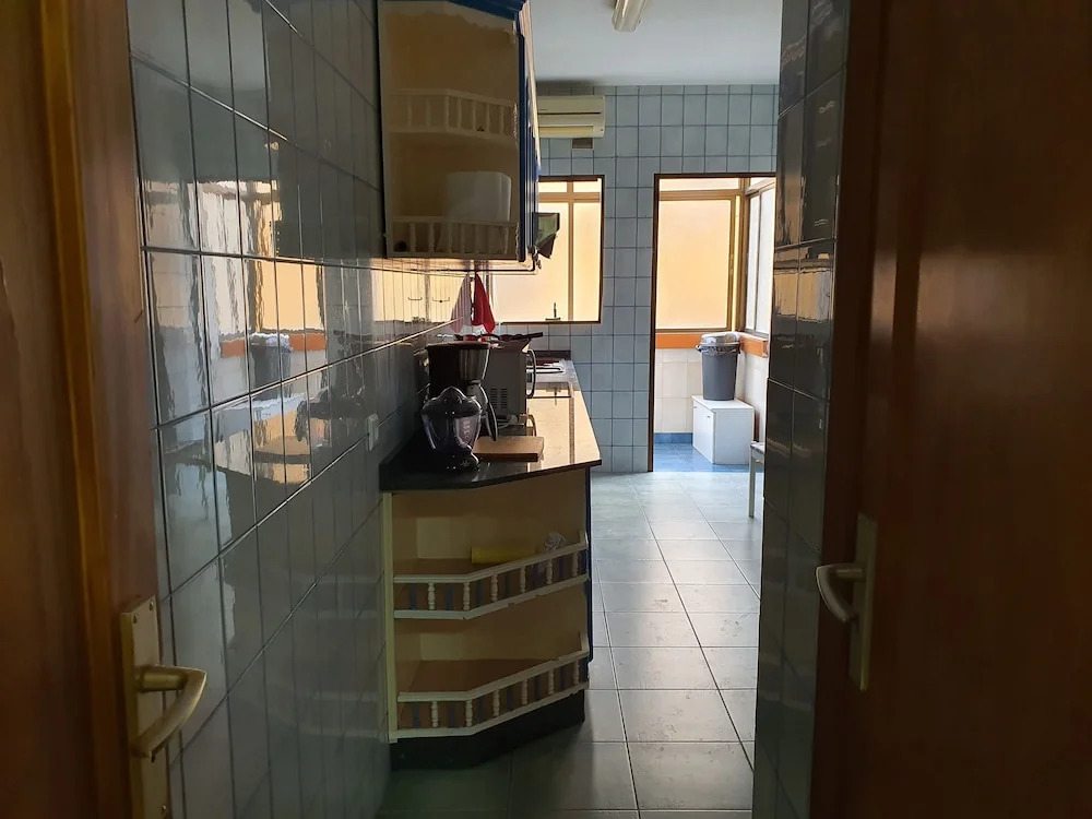 Budget Rooms at Jumbo (15 minutes walk)