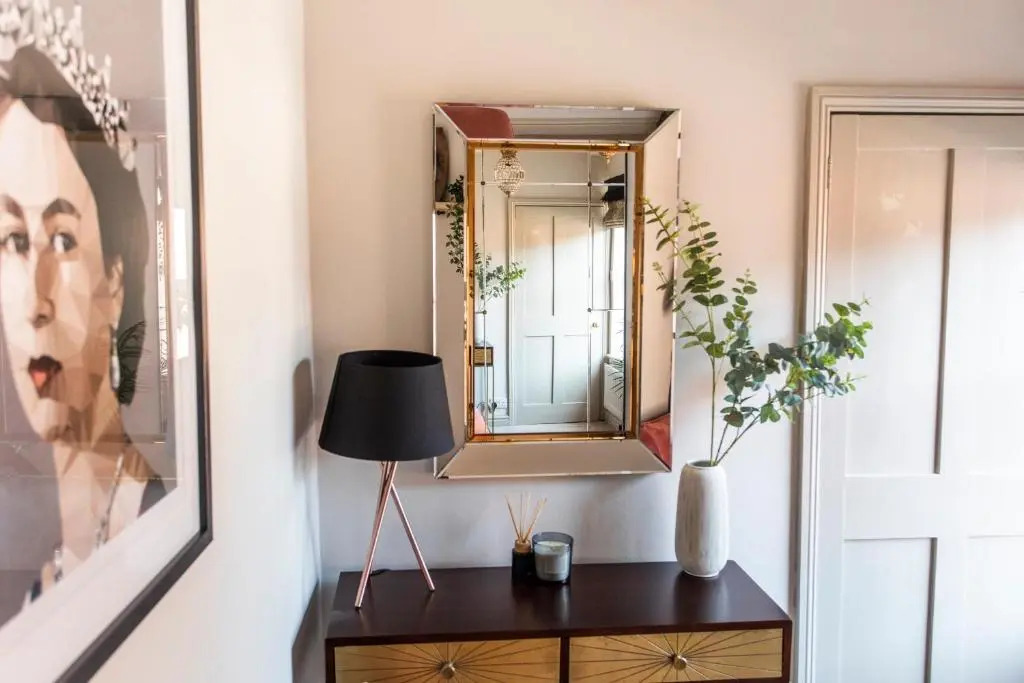 Luxury Warwick Townhouse I Walk to Castle I Dog friendly I Private patio garden I