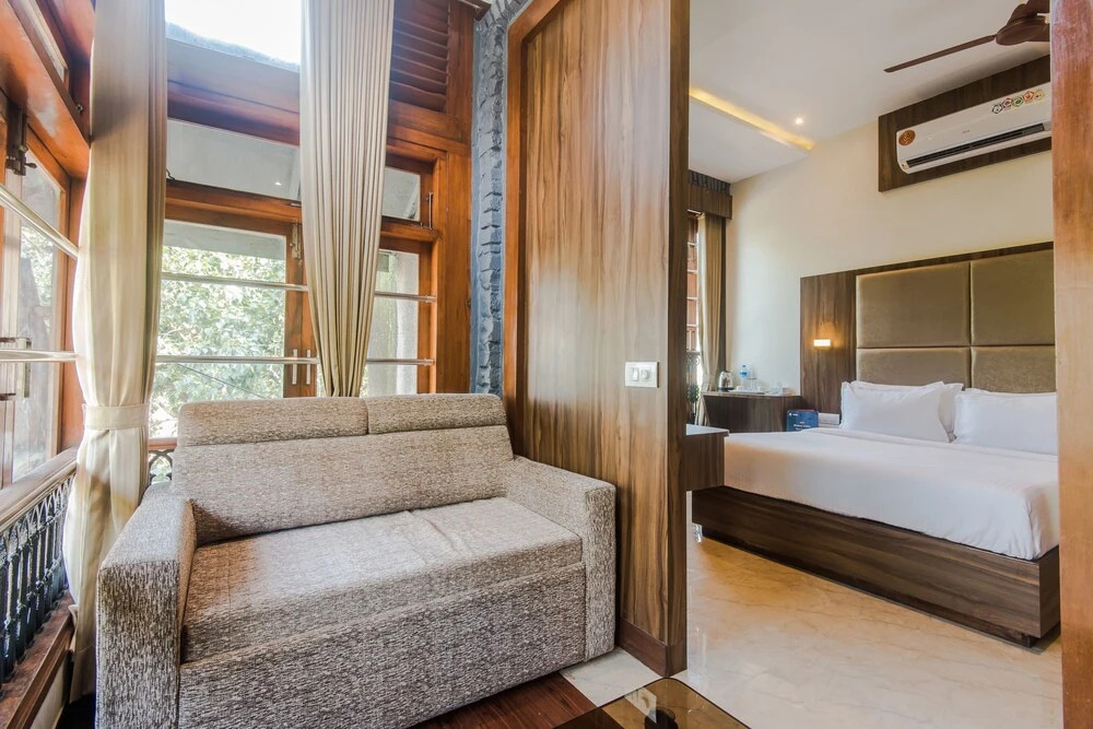 OYO 9395 Hotel Sea Grand