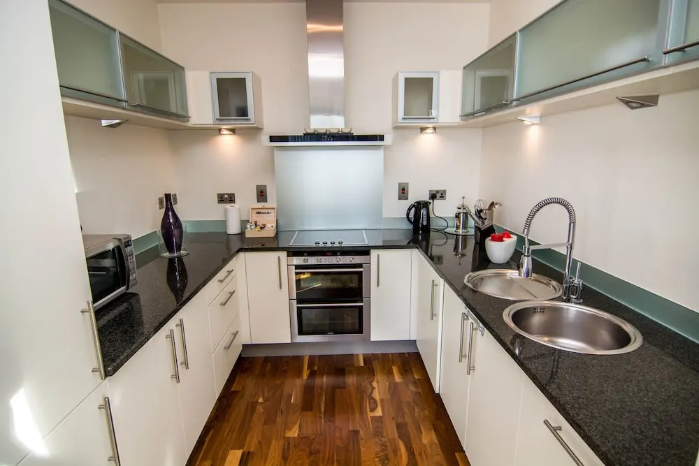 Canary Wharf - Corporate River View Apartments